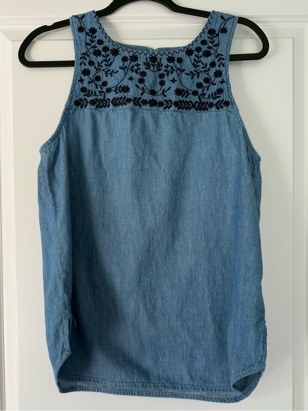 GAP Light Blue Chambray Tank with Navy Embroidered Yoke - Picture 1 of 5